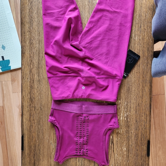 Magenta NWT Athletic Workout Gear 90 Degrees by Reflex - Picture 2 of 10